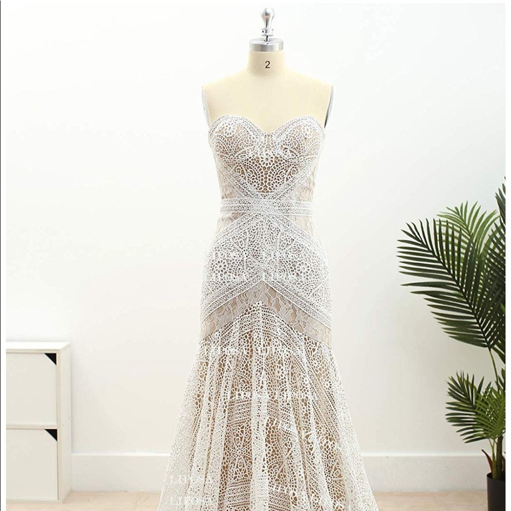 Bohemian gown/wedding